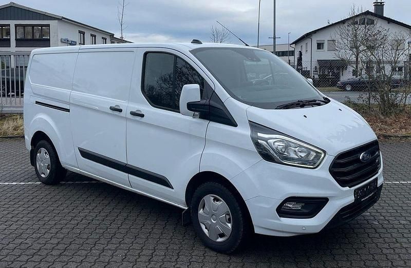 Gebraucht Ford Transit Custom 105 PS (77 kW) 2022 Weiß Van / Kleinbus