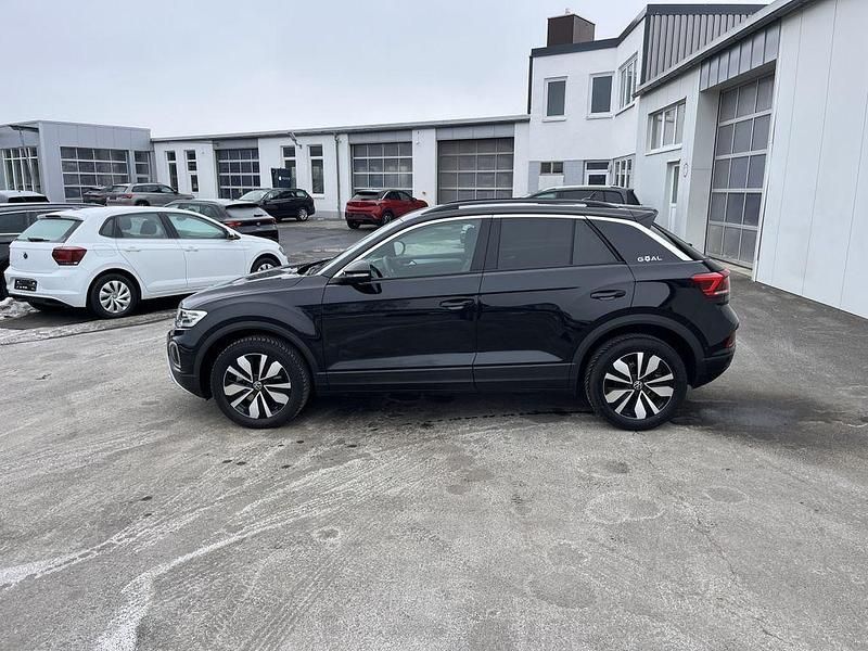 Gebraucht VW T-Roc Goal 150 PS (110 kW) 2025 Deep black SUV