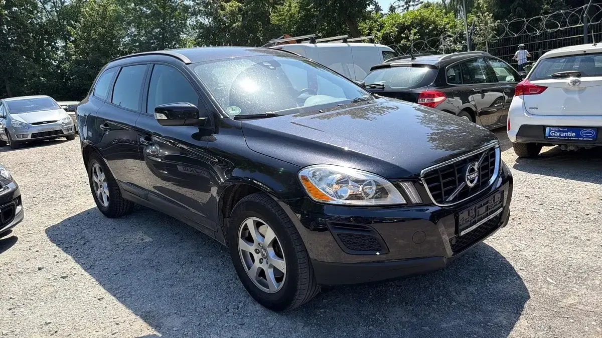 Gebraucht Volvo XC60 163 PS (119 kW) 2011 Schwarz SUV