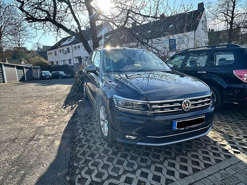 Gebraucht VW Tiguan Allspace 190 PS (139 kW) 2019 Schwarz SUV