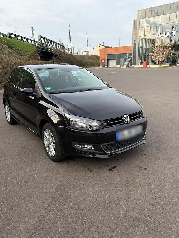Gebraucht VW Polo 68 PS (50 kW) 2011 Schwarz Kleinwagen