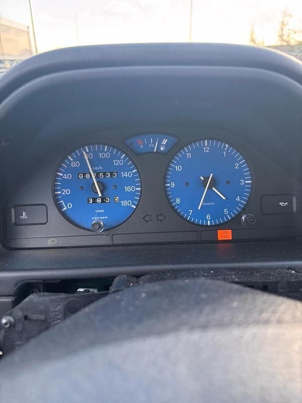 Gebraucht Peugeot 106 45 PS (33 kW) 1997 Grün Kleinwagen