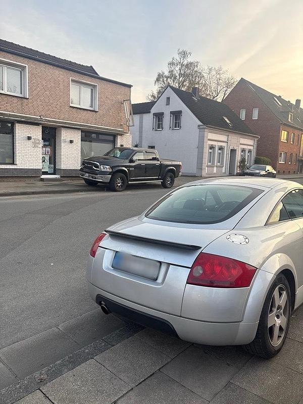 Gebraucht Audi TT Basis 180 PS (132 kW) 1998 Grau Coupé