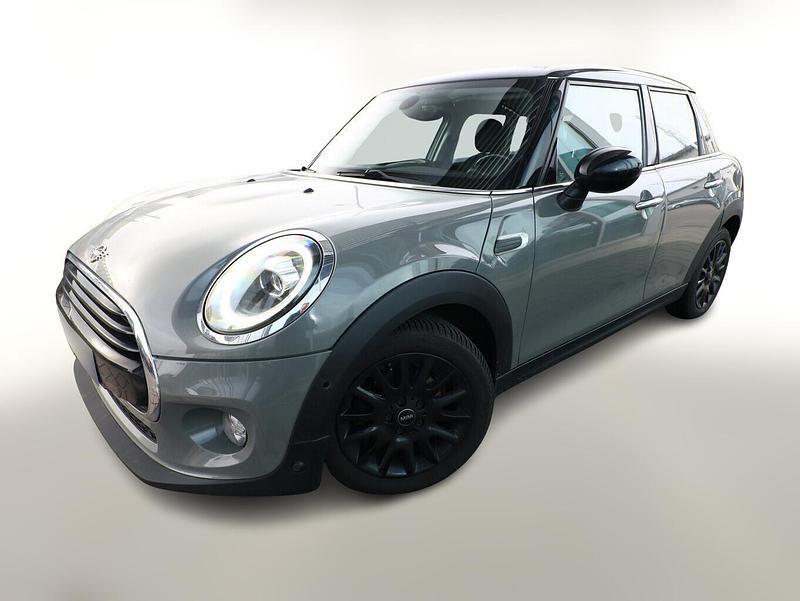 Gebraucht Mini Cooper D Pepper 116 PS (85 kW) 2018 Moonwalk grey Kleinwagen