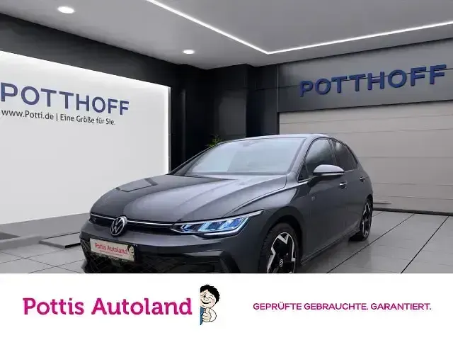 Gebraucht VW Golf VIII R-line 150 PS (110 kW) 2025 Limousine