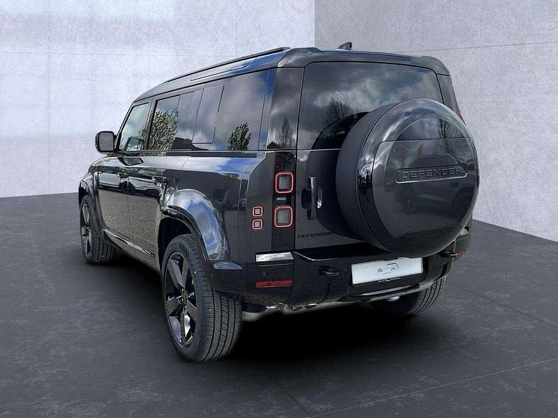 Neu Land Rover Defender HSE Dynamic 349 PS (256 kW) 2026 Carpathian SUV