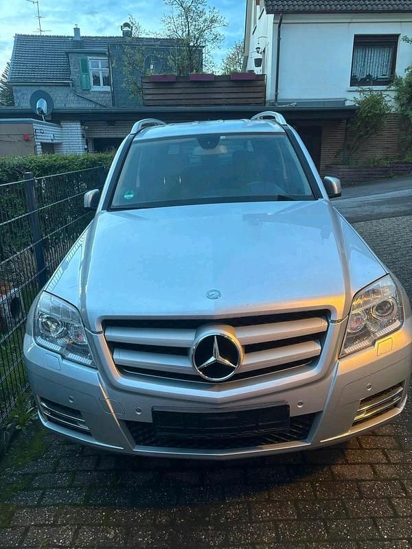 Silber Gebraucht 2010 Mercedes GLK350 SUV | 12.500 € - Bild 1/4