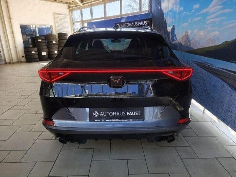 Second-hand Cupra Formentor VZ 245 CP (180 kW) 2023 Negru SUV