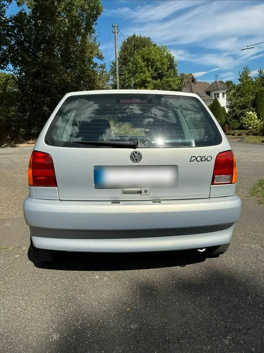 Gebraucht VW Polo 50 PS (36 kW) 1999 Silber Kleinwagen