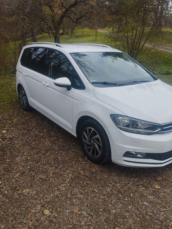 Gebraucht VW Touran Sound 150 PS (110 kW) 2017 Weiß Van / Kleinbus