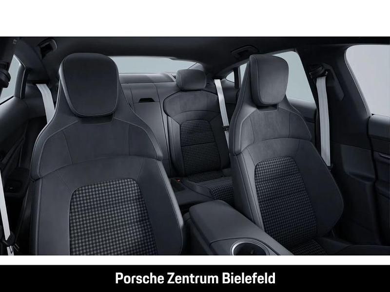 Gebraucht Porsche Taycan 4S 439 kW (598 PS) 2024 Gruen Limousine