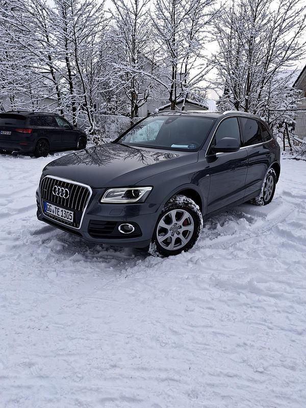 Grau Gebraucht 2014 Audi Q5 S-Line SUV | 19.500 € (Etwas zu teuer) - Bild 1/4