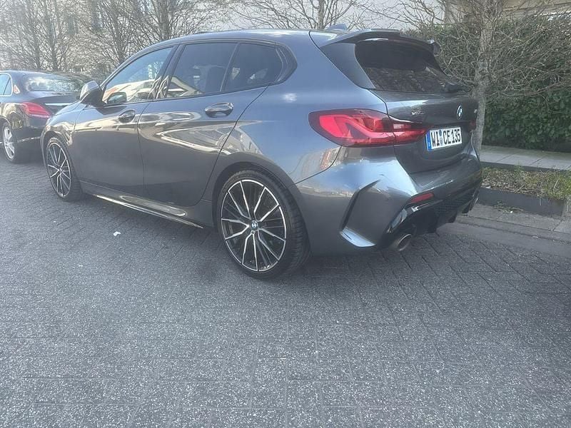 Gebraucht BMW M135 Performance 306 PS (225 kW) 2019 Grau Kleinwagen