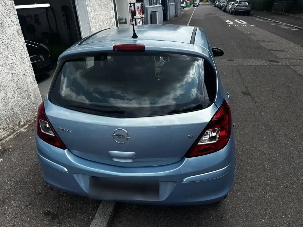 Gebraucht Opel Corsa 80 PS (58 kW) 2008 Kleinwagen