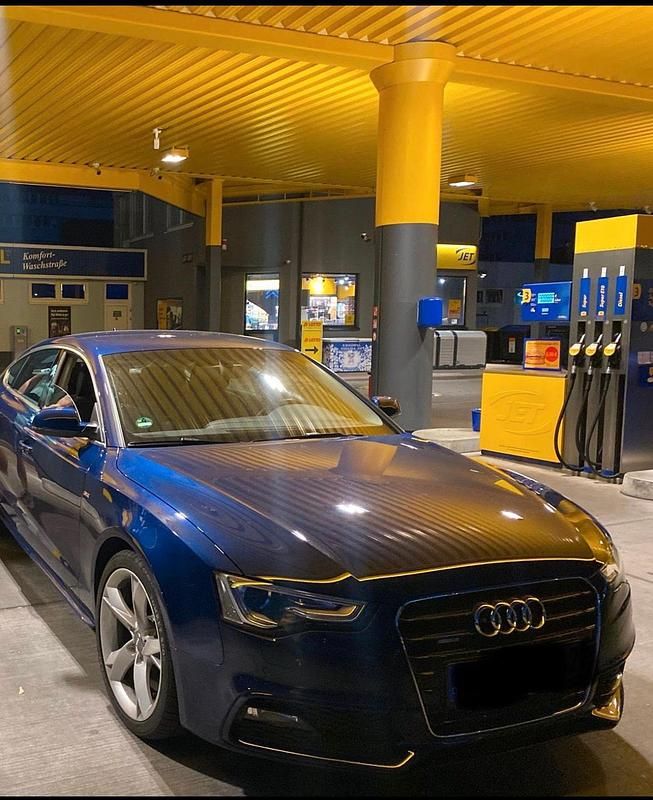 Gebraucht Audi A5 S-Line 190 PS (139 kW) 2014 Blau Limousine