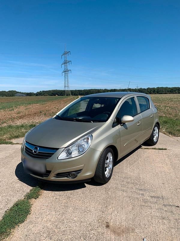Gebraucht Opel Corsa 90 PS (66 kW) 2006 Gold Kleinwagen
