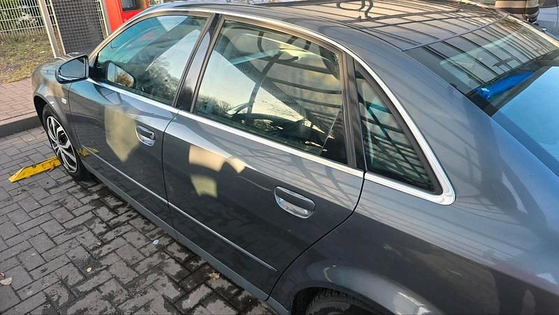 Gebraucht Audi A4 131 PS (96 kW) 2001 Grau Limousine