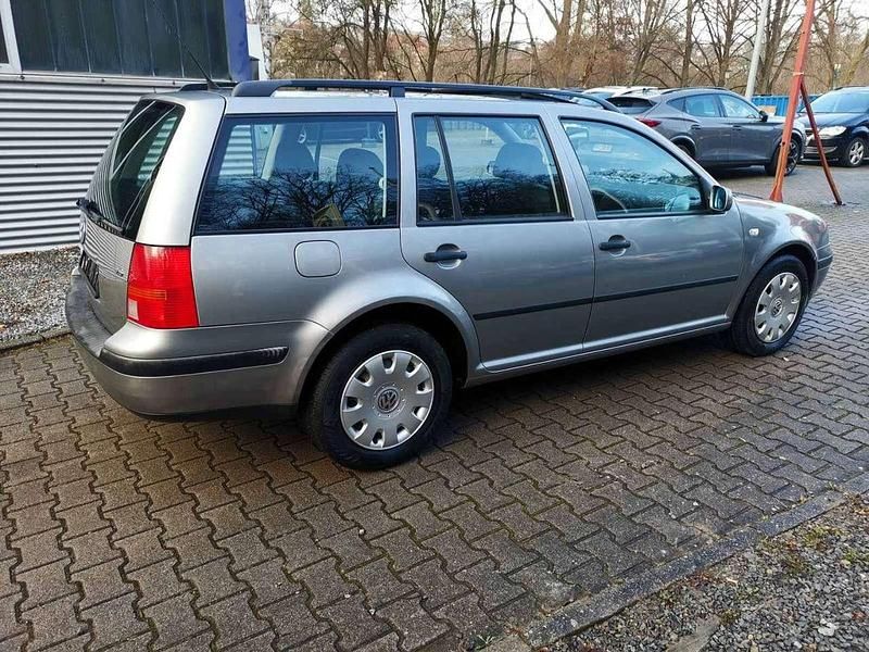 Gebraucht VW Golf IV Trendline 105 PS (77 kW) 2003 Grau Kombi