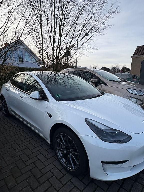 Gebraucht Tesla Model 3 350 kW (476 PS) 2022 Weiß Limousine