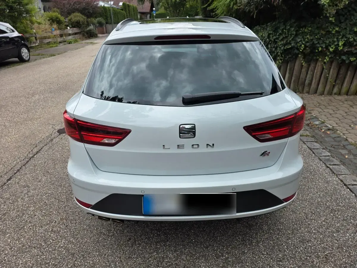 Gebraucht Seat Leon ST 190 PS (139 kW) 2019 Weiß Kombi