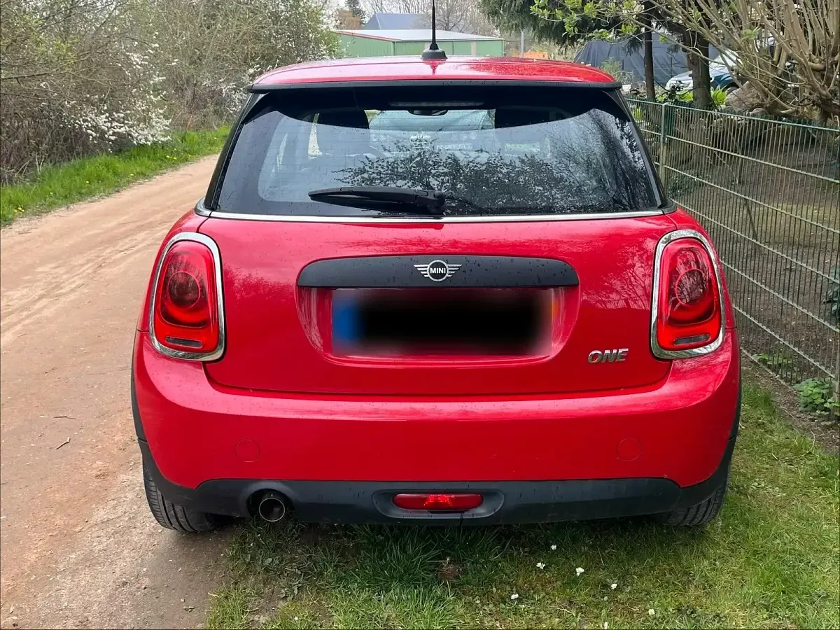 Używany Mini Cooper 2019 Czerwony Hatchback