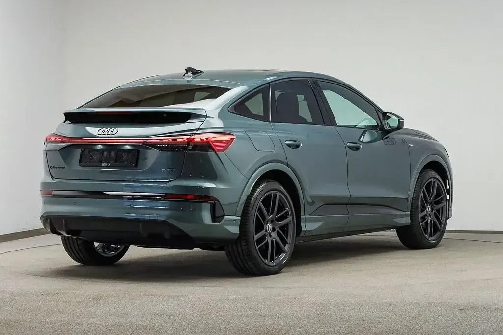 Gebraucht Audi Q4 Sportback e-tron S-Line 219 kW (299 PS) 2026 Grün SUV