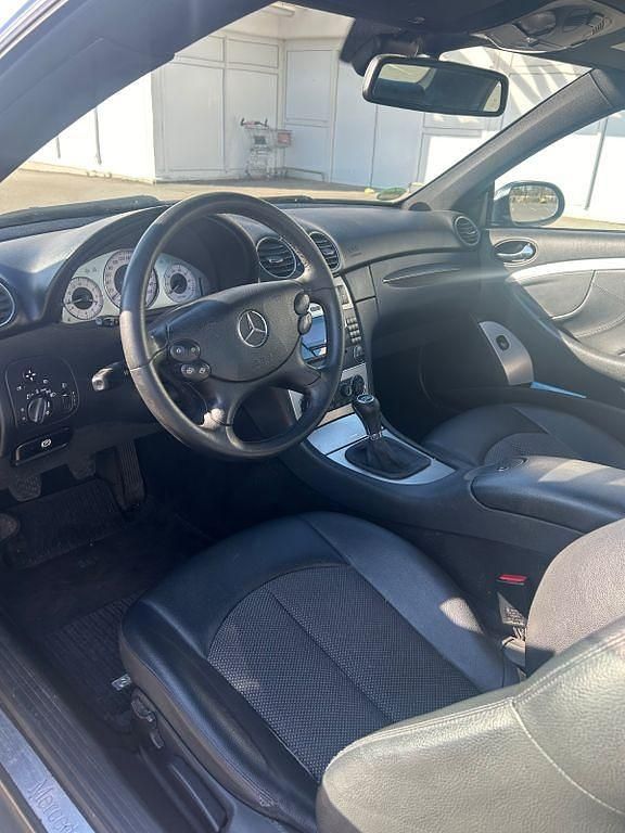 Gebraucht Mercedes CLK200 Avantgarde 184 PS (135 kW) 2007 Grau Coupé
