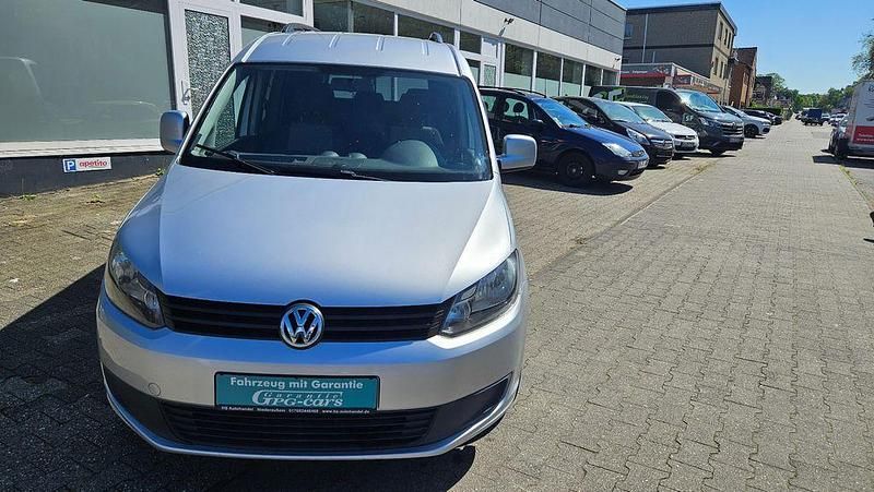Używany VW Caddy Maxi Trendline 102 KM (75 kW) 2013 Srebrny Minivan