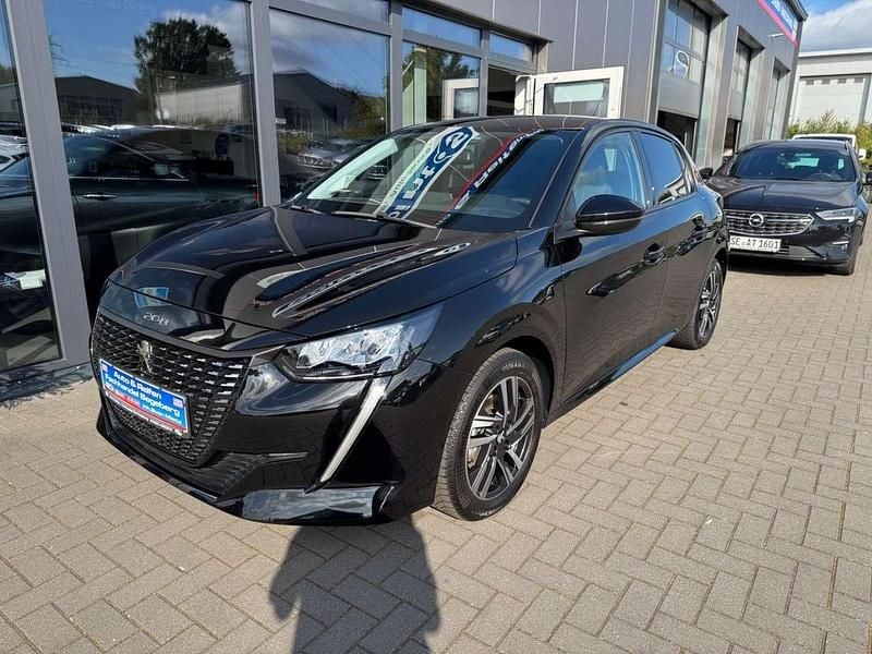 Schwarz Gebraucht 2023 Peugeot 208 Allure Kleinwagen | 15.490 € (Guter Preis) - Bild 1/4