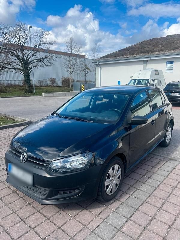 Gebraucht VW Polo 75 PS (55 kW) 2013 Schwarz Kleinwagen