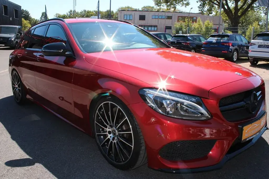 Gebraucht Mercedes C300 AMG 245 PS (180 kW) 2017 Rot Kombi