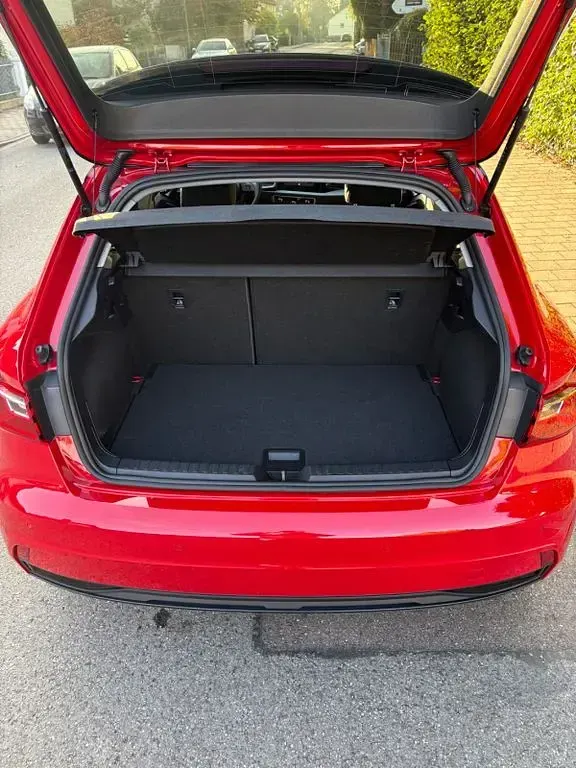 Gebraucht Audi A1 Sportback Advanced 95 PS (69 kW) 2025 Rot Kleinwagen