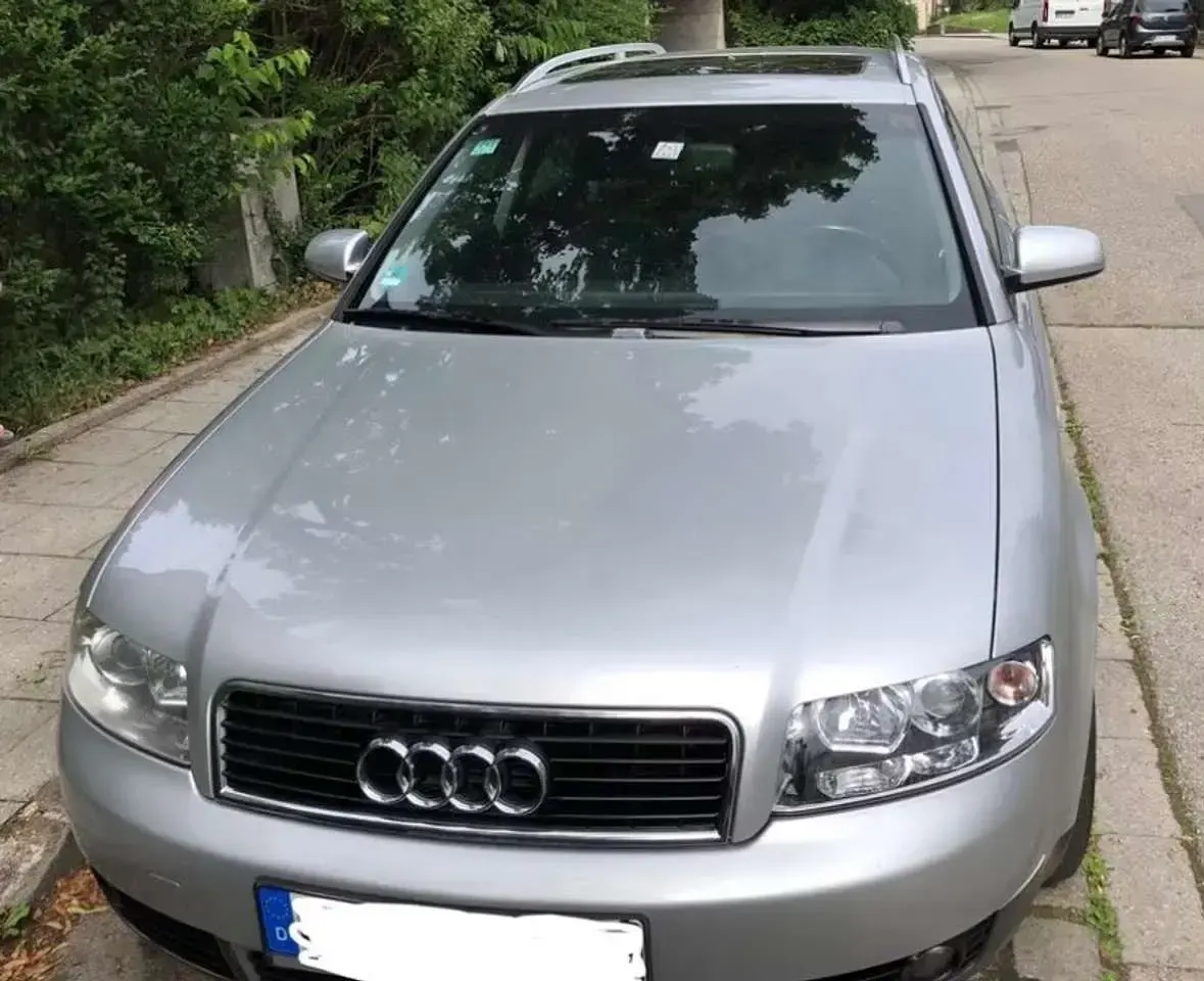 Gebraucht Audi A4 131 PS (96 kW) 2002 Silber Kombi