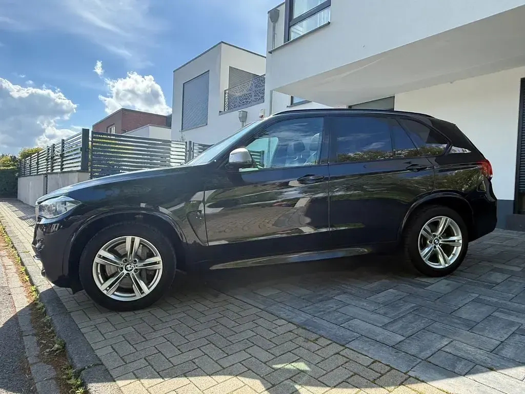 Gebraucht BMW X5 M50 Performance 381 PS (280 kW) 2016 Schwarz SUV