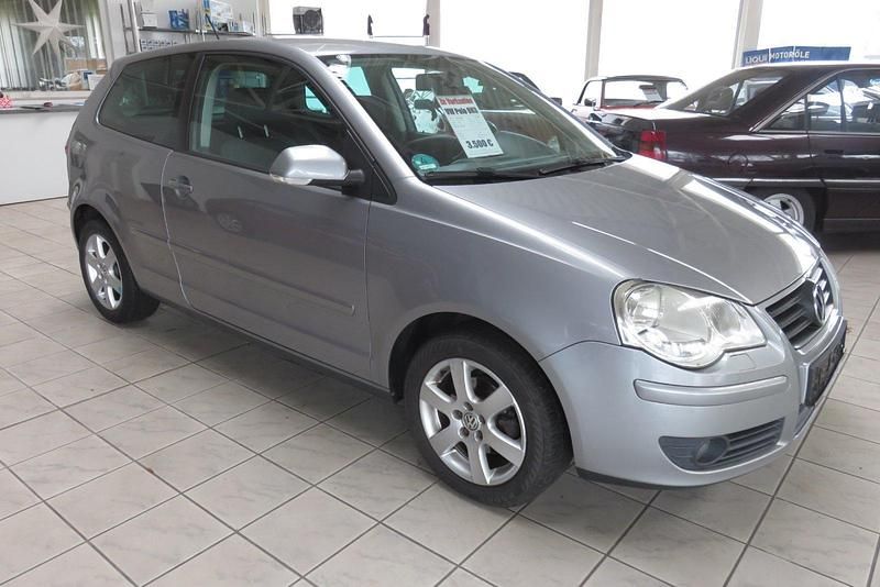 Grau Gebraucht 2008 VW Polo United Kleinwagen | 3.450 € (Teuer) - Bild 1/4