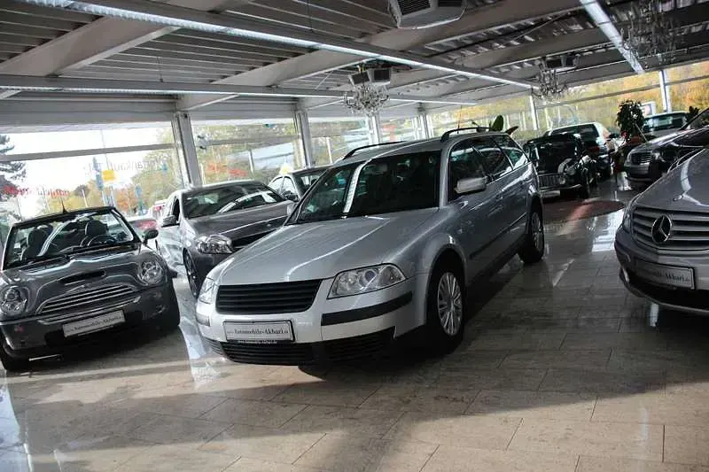 Gebraucht VW Passat Family 102 PS (75 kW) 2003 Silber Kombi