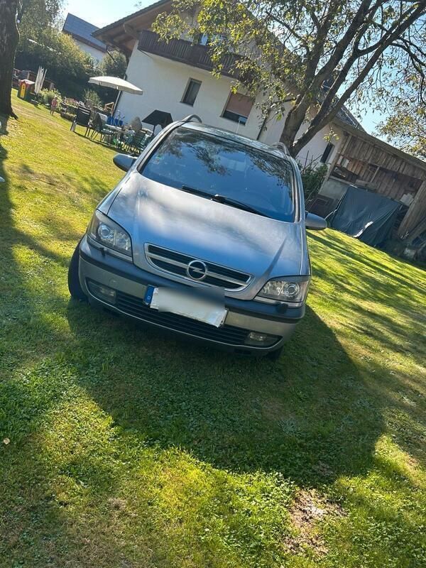Silber Gebraucht 2003 Opel Zafira Van / Kleinbus | 850 € - Bild 1/4