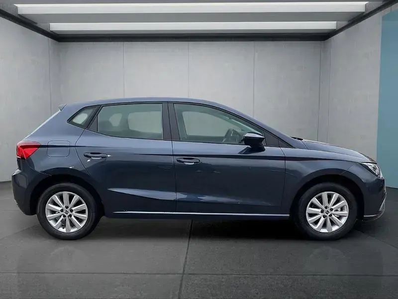Neu Seat Ibiza Reference 80 PS (58 kW) 2025 Grau Kleinwagen