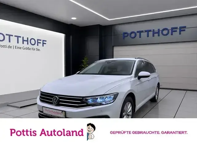 Gebraucht VW Passat Business 150 PS (110 kW) 2023 Kombi