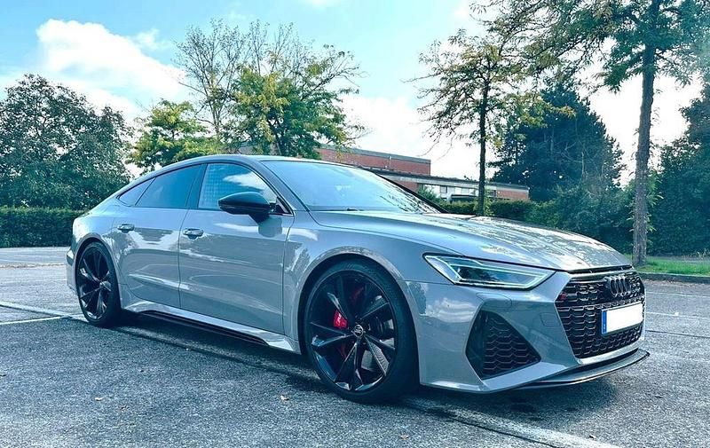 Gebraucht Audi RS7 Sportback Sport 600 PS (441 kW) 2021 Nardograu Kleinwagen