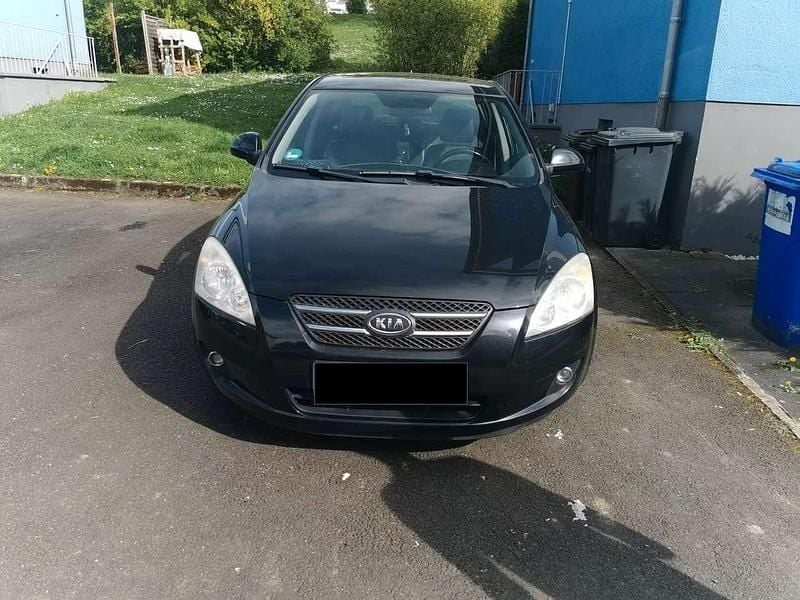 Gebraucht Kia Ceed EX 140 PS (102 kW) 2009 Schwarz Kleinwagen