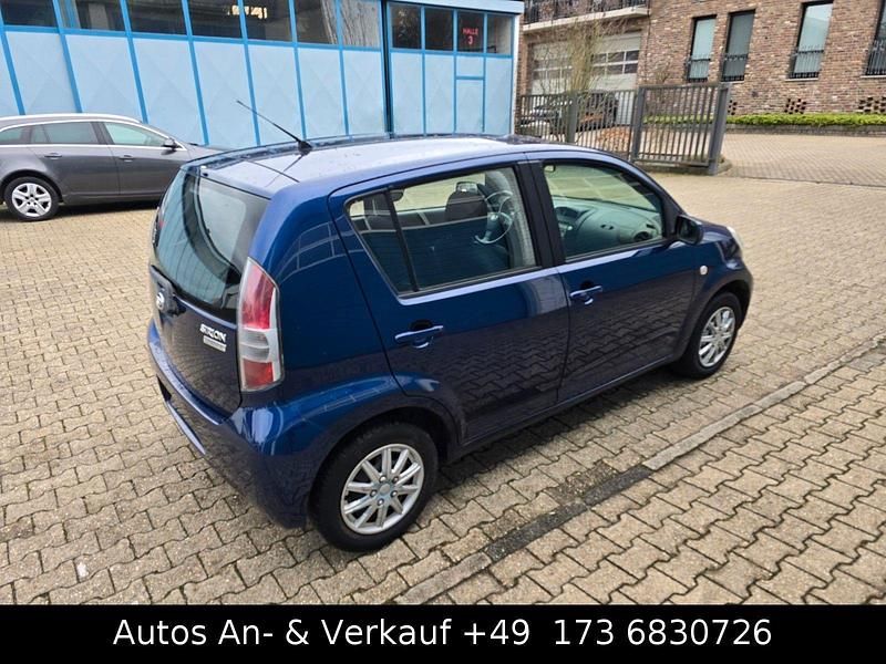 Gebraucht Daihatsu Sirion 69 PS (50 kW) 2006 Blau Kleinwagen