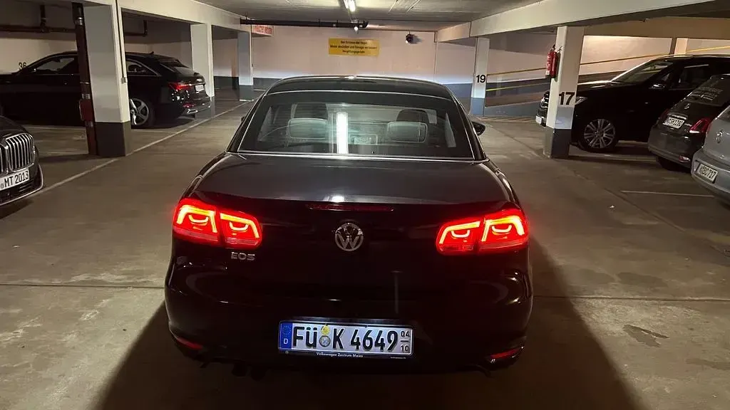 Occasion VW Eos 140 PK (102 kW) 2011 Zwart Cabriolet