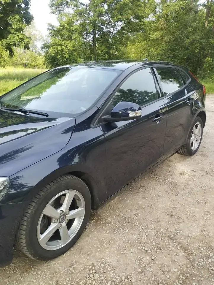 Gebraucht Volvo V40 120 PS (88 kW) 2015 Limousine