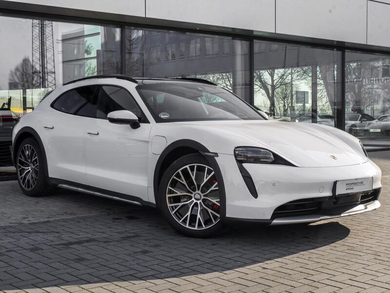 Weiß Gebraucht 2023 Porsche Taycan 4S Cross Turismo Limousine | 71.500 € (Superpreis) - Bild 1/4