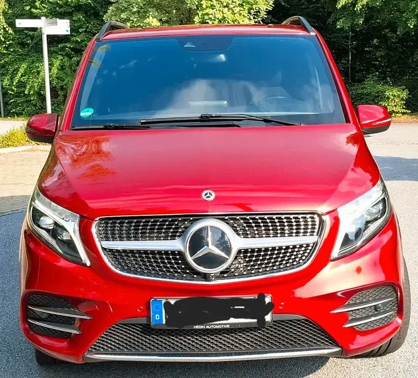 Gebraucht Mercedes V300 AMG Edition 239 PS (175 kW) 2020 Rot Van / Kleinbus