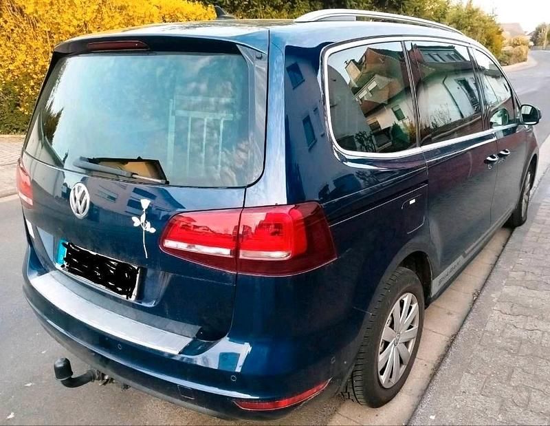 Gebraucht VW Sharan Join 150 PS (110 kW) 2019 Blau Van / Kleinbus