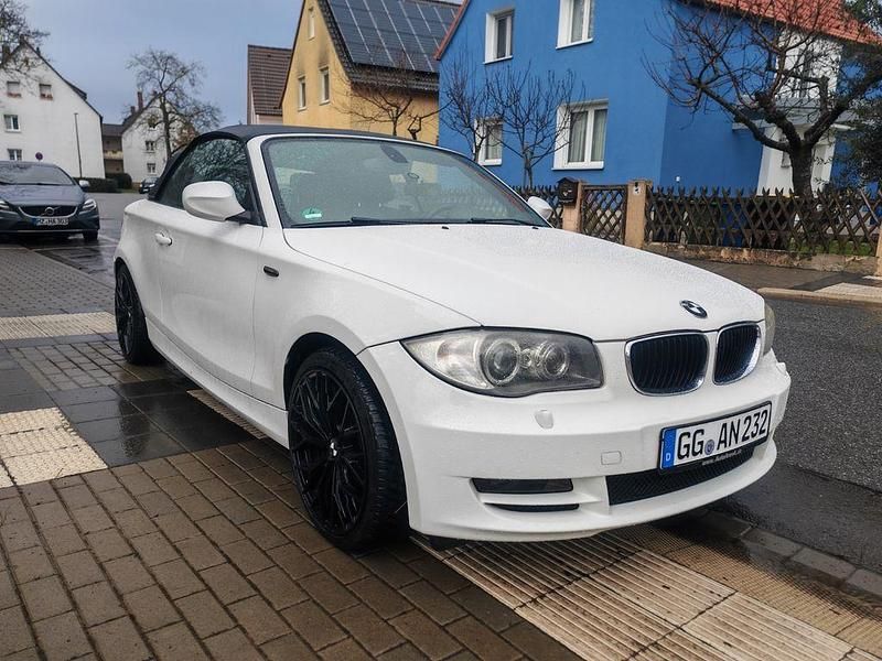 Gebraucht BMW 118 Cabriolet 143 PS (105 kW) 2010 Weiß Cabrio