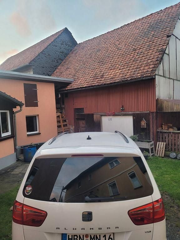 Weiß Gebraucht 2014 Seat Alhambra Van / Kleinbus | 17.300 € (Teuer) - Bild 1/4