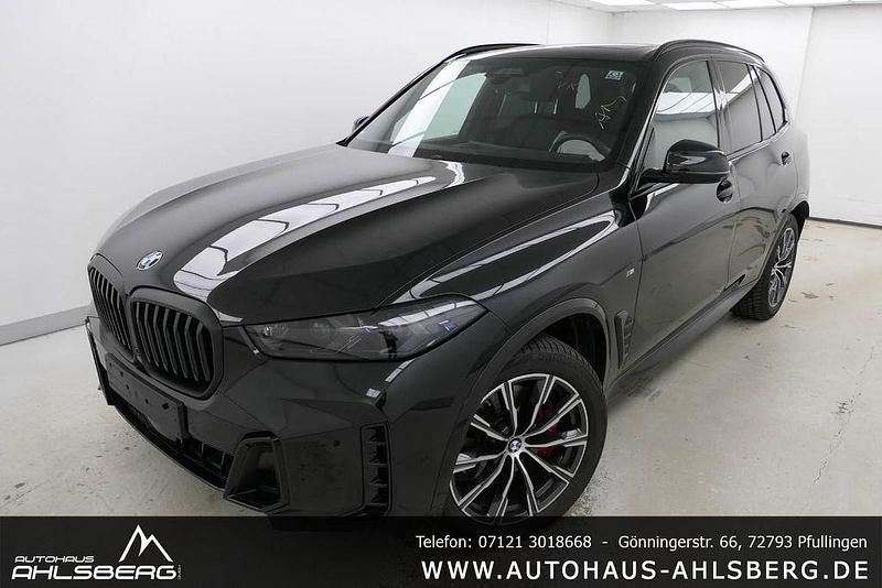 Black sapphire Gebraucht 2024 BMW X5 M Sport SUV | 82.900 € (Superpreis) - Bild 1/4